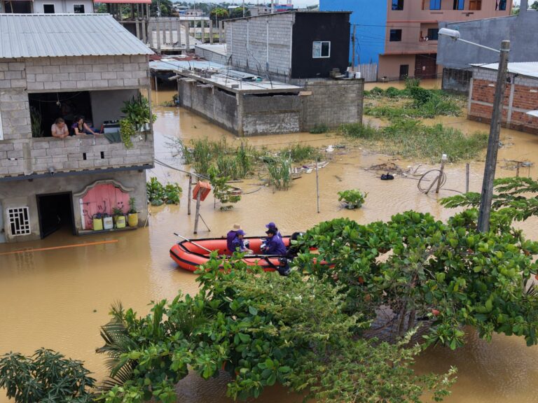 Lluvias dejan tres muertos y más de 21.000 afectados