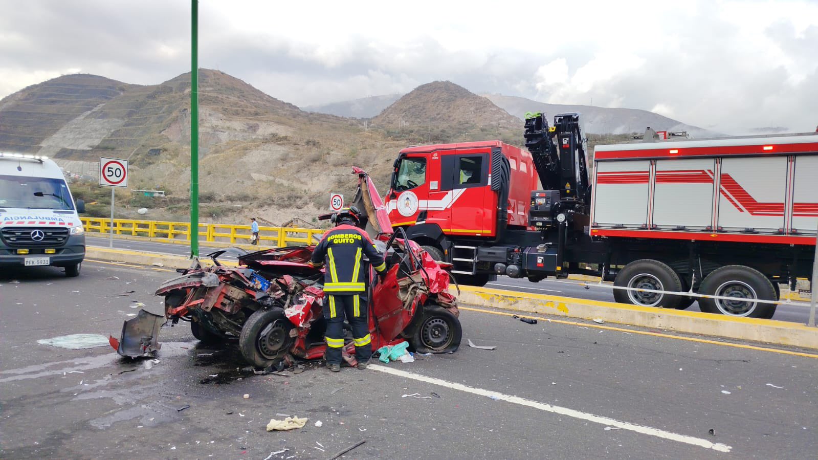 Choque múltiple en Guayllabamba deja al menos siete heridos