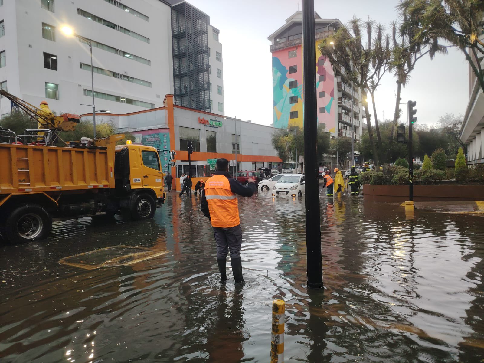 Lluvias dejan más de 30.000 personas afectadas