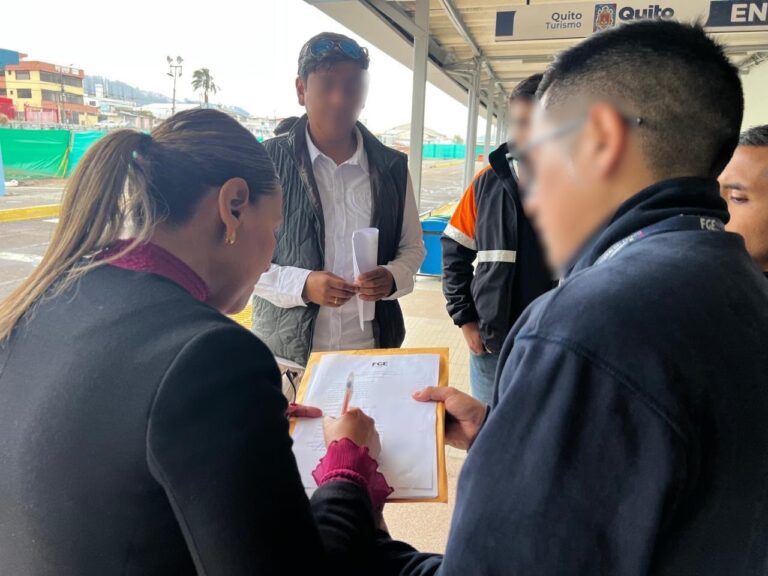 Fiscalía allana Municipio de Quito por presunto peculado