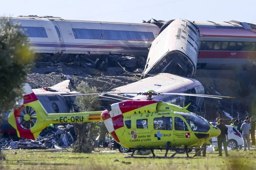 Otro choque de trenes de alta velocidad en España: hay al menos 30 muertos