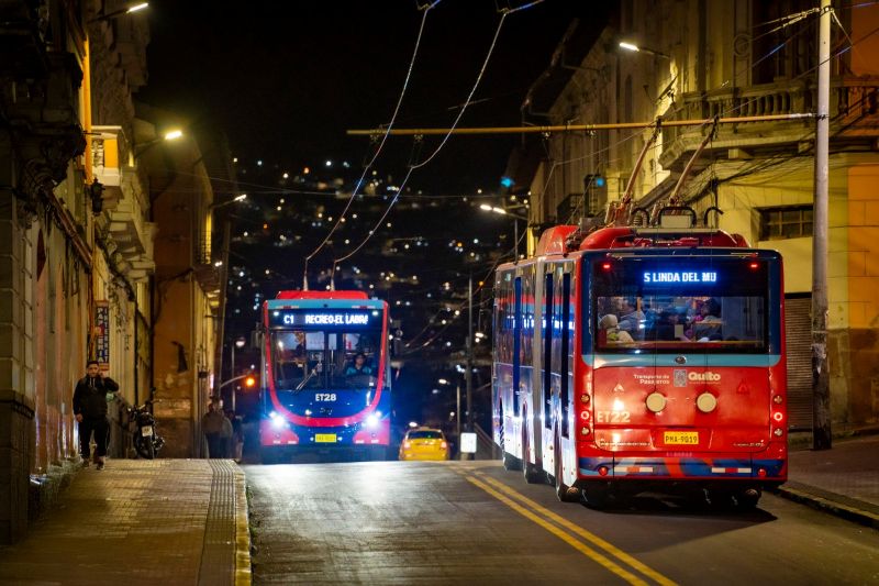 Quito: Trolebús, Ecovía y Metro tendrán horarios especiales durante feriado