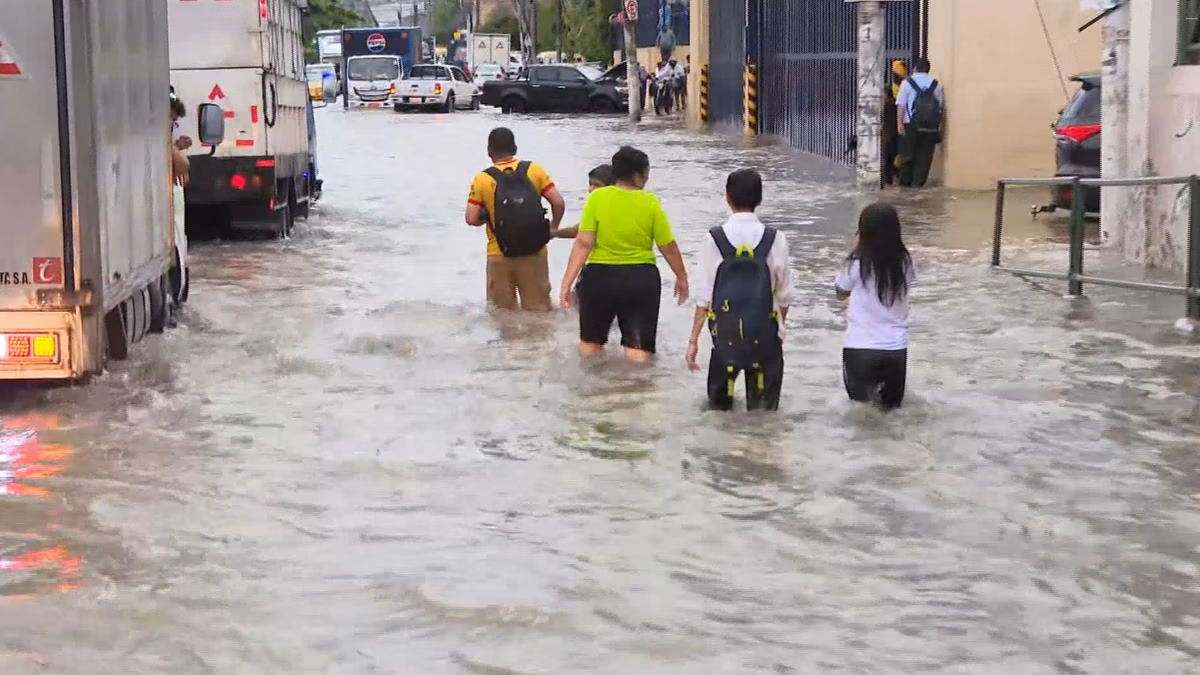 COE Nacional alerta sobre posibles inundaciones en Guayaquil